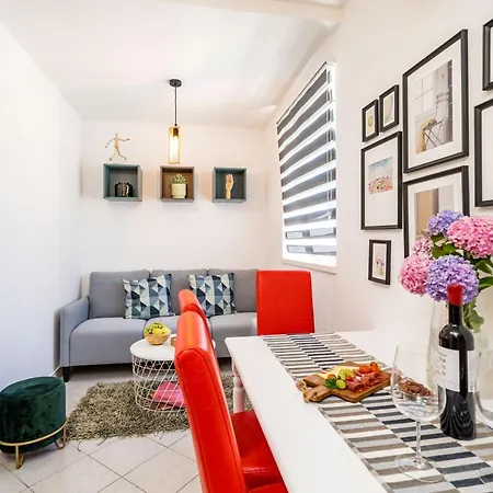 Moapartment *